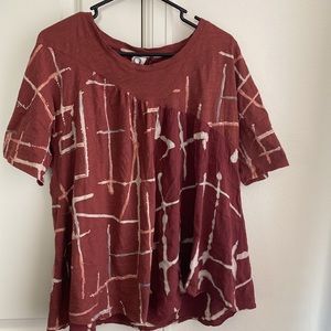 Akemi + Kin Tshirt Size Medium